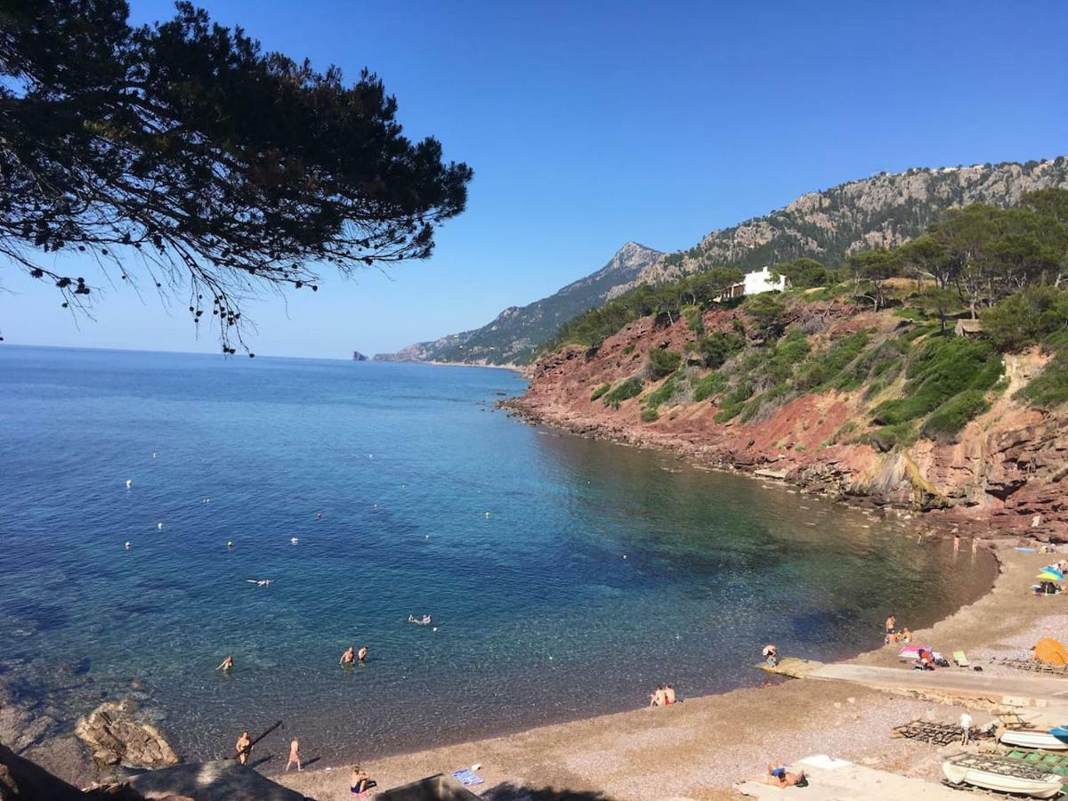 Home In Tramuntana Port des Canonge Luaran gambar